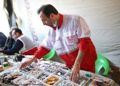 (٢٧٣) الهلال الأحمر الإيراني اثناء خدمته للزائرين