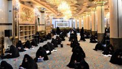 ٢٥٠ امرأة على طول الطرق المؤدية إلى كربلاء خلال زيارة الأربعين