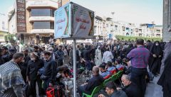 ٨٠٠ شاب يتوزعون قرب مرقد الإمام الحسين (عليه السلام)